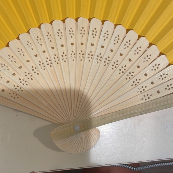 Never Used Yellow Paper & Wood Fan - Picture 2 of 4
